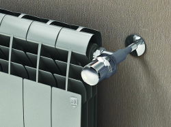 Биметаллический радиатор отопления Royal Thermo BiLiner 350 8 секций Silver Satin